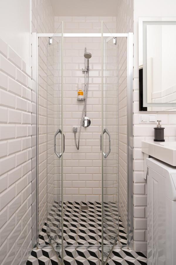 Stylish Studio Close To City Center, Cafes & Parks & Local Dining 里加 外观 照片